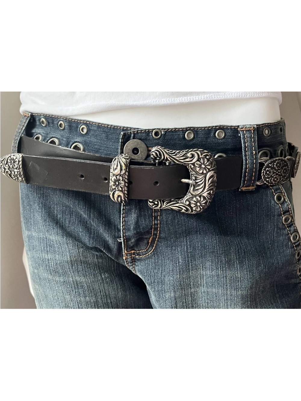 Brambilla Milano Black Leather Belt Floral Silver Tone Hardware M